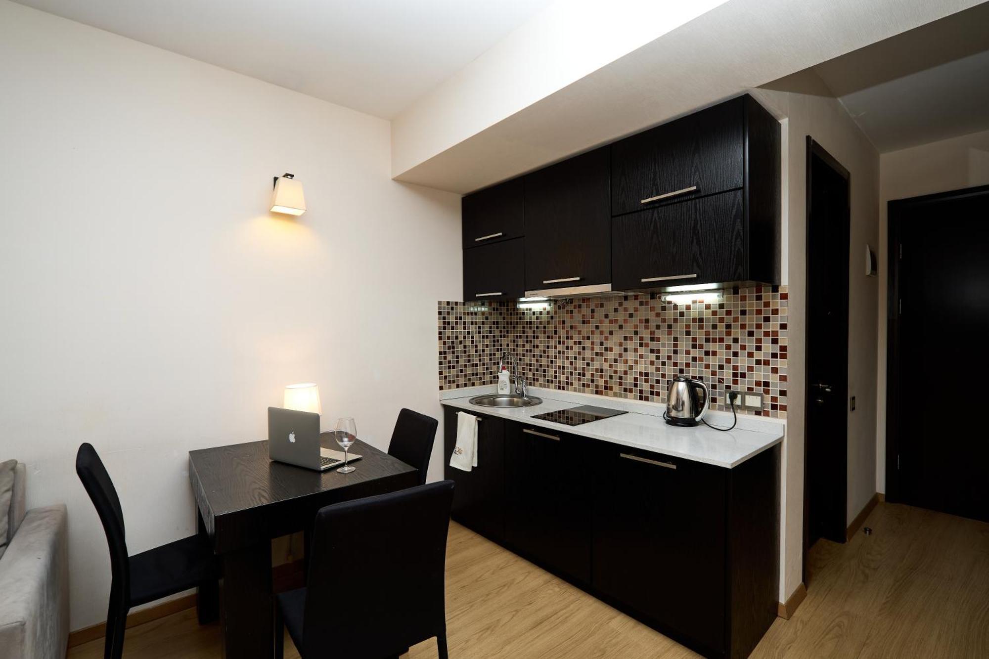 Panorama Apartments New กูเดาริ ภายนอก รูปภาพ
